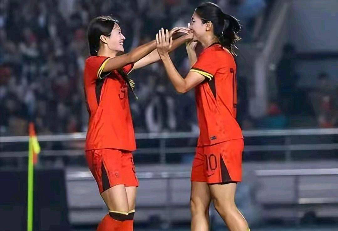 女足国际邀请赛精彩对决持续