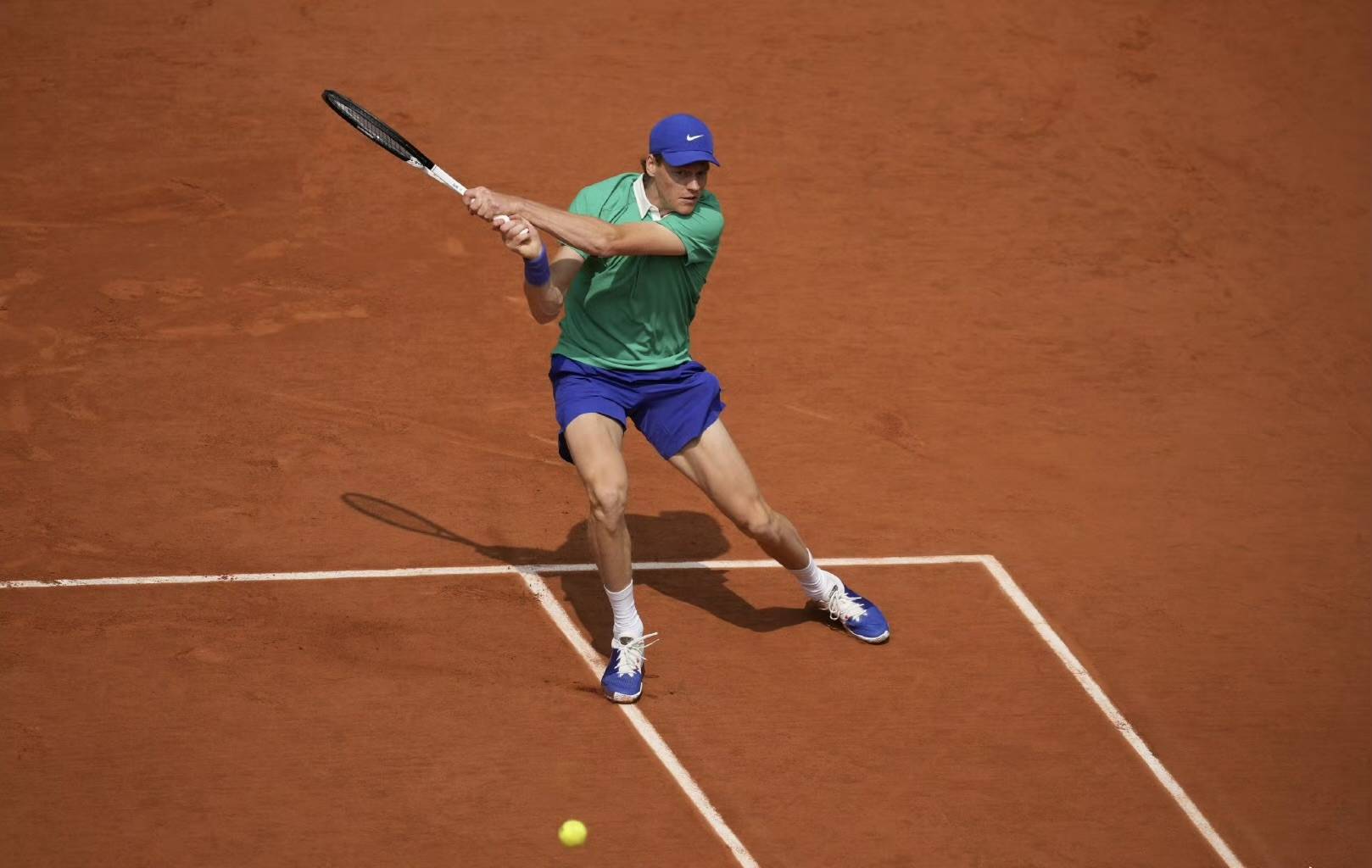 英国网球队血洗德国网球队，阿尔卡拉斯绝境逆转的简单介绍