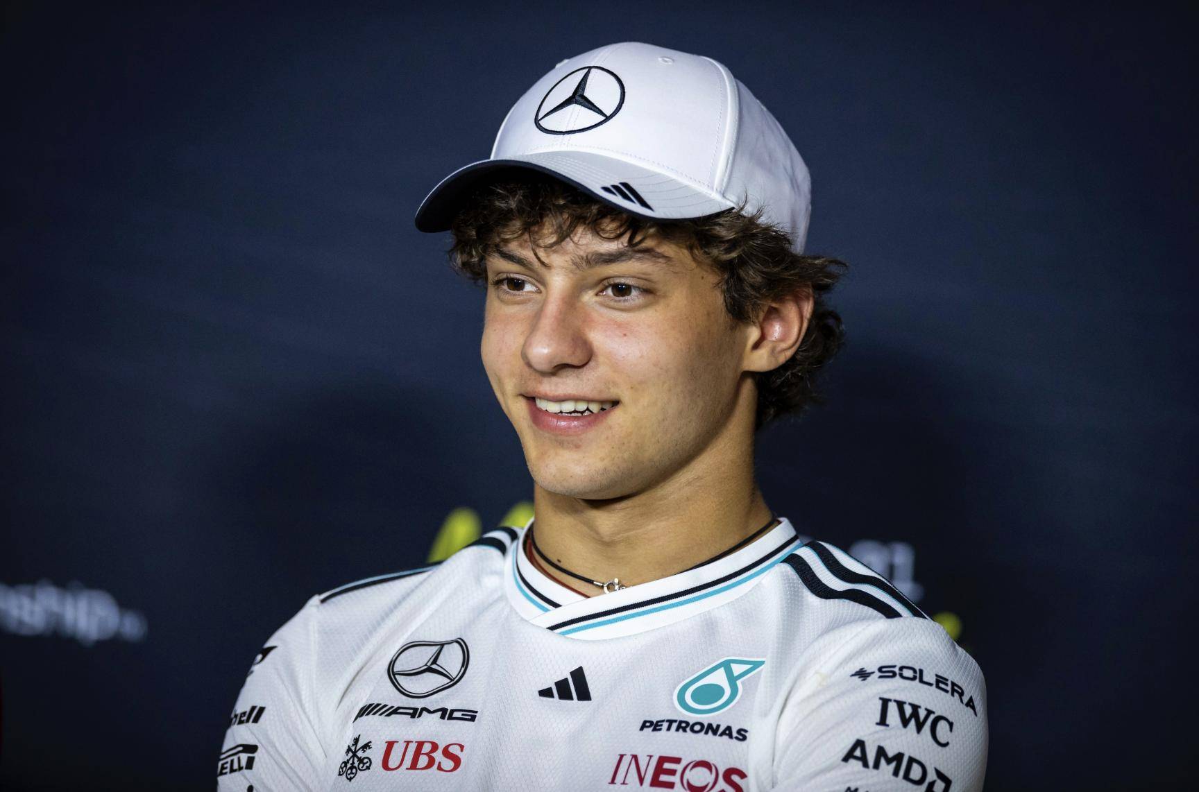 关于红牛二队碾压威廉姆斯，汉密尔顿关键制胜的信息